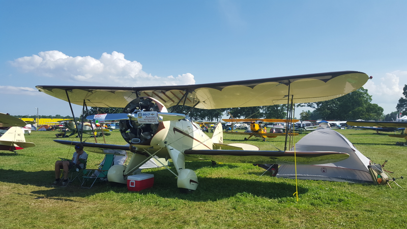 Waco UBF - Waco made (and makes) a lot of stunning aircraft. This is a show winner.